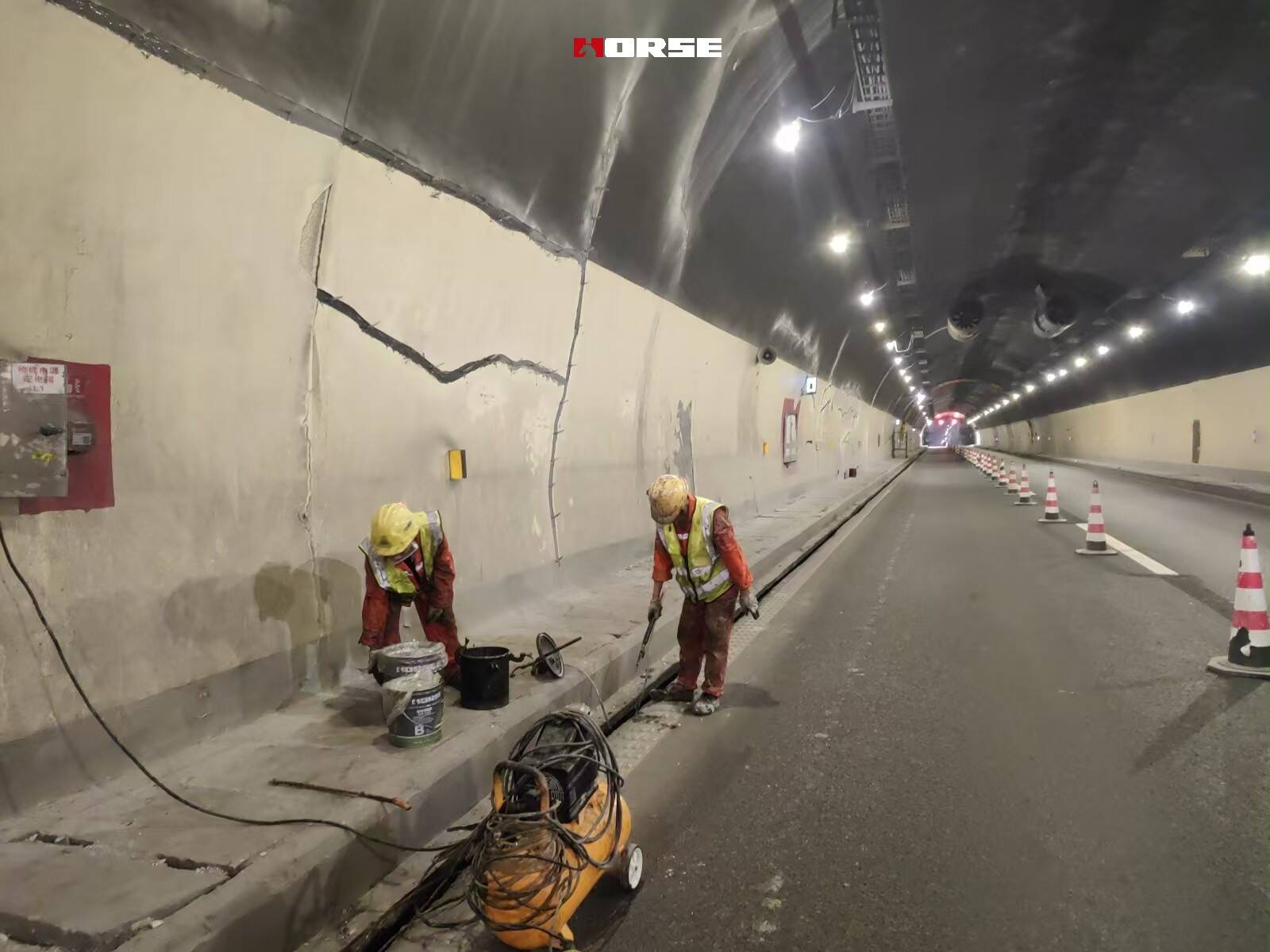 Repairing And Healing Tunnel Cracks With Injection Adhesvie